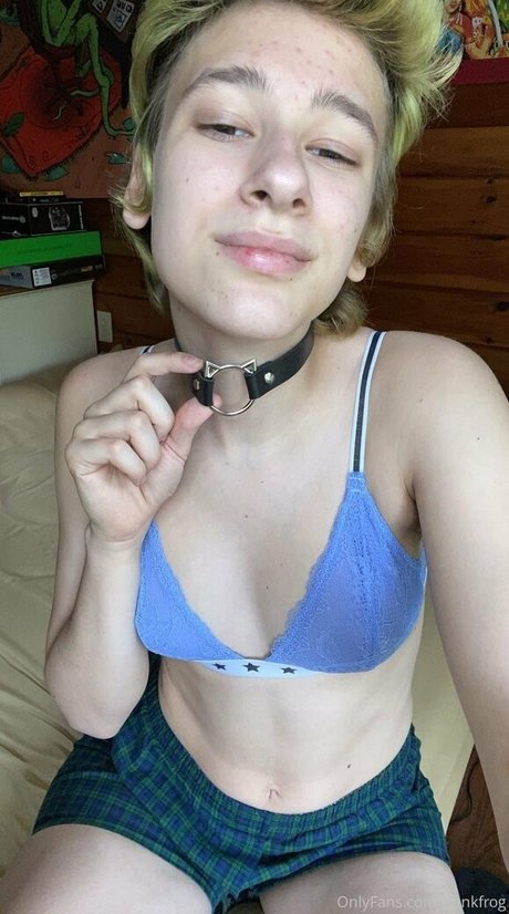 punkfrog Bilder OnlyFans