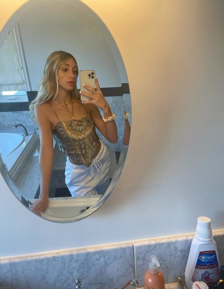 lifewithcay OnlyFans öffentliche Fotos OnlyFans