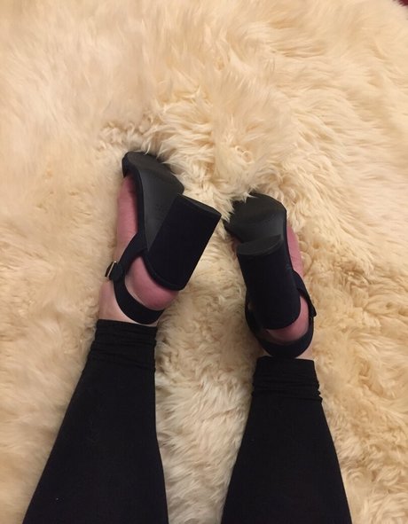 chrissys feet Nacktbilder geleakt OnlyFans geleakt