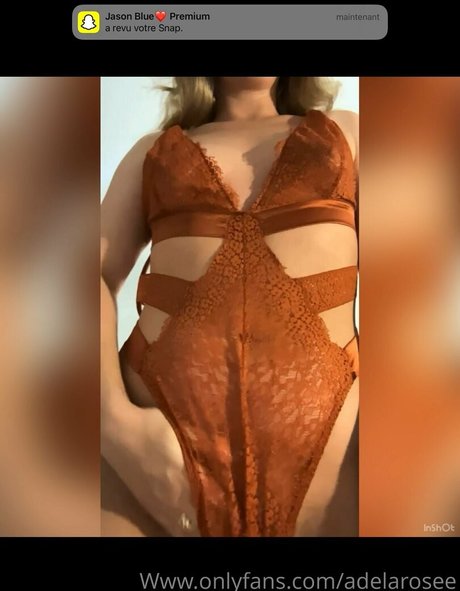 adelaroseefree OnlyFans Model Bilder