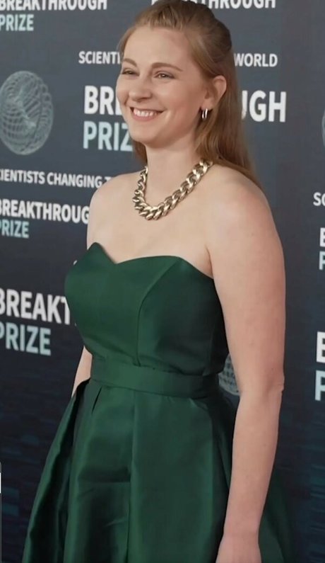 Simone Giertz Heiße OnlyFans Inhalte