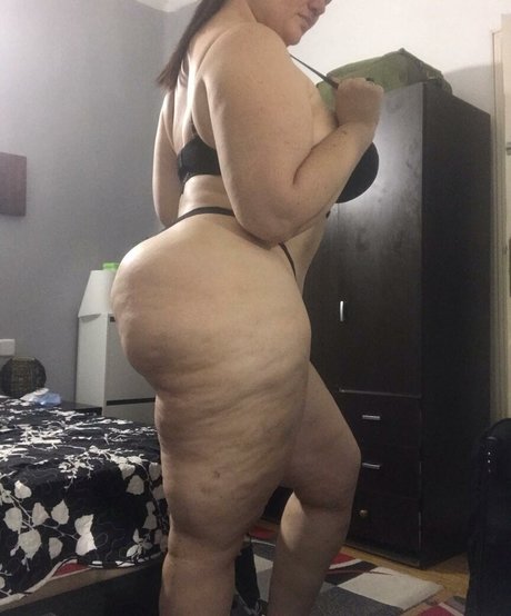 Patricia Curvy XXL XXX OnlyFans