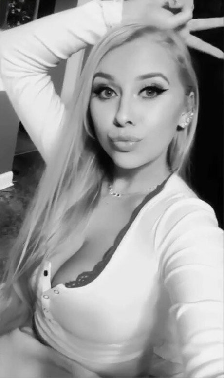 Rhiannon C Nacktbilder-Leaks von OnlyFans