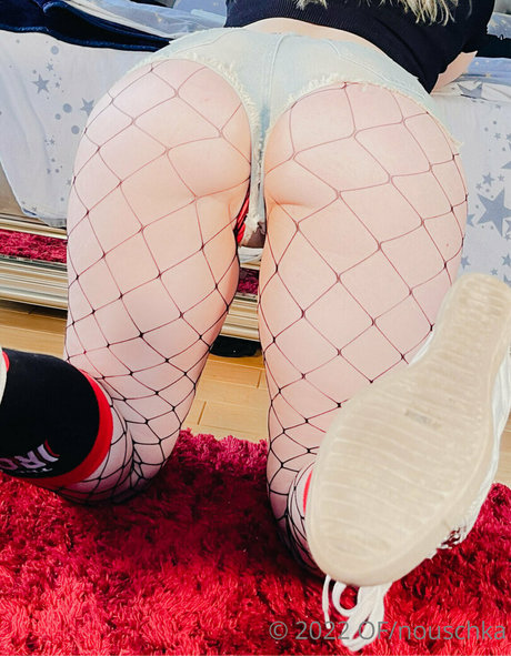Nouschka Nacktpornos von OnlyFans geleakt