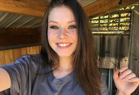 Lily Ana Alexander Nacktbilder geleakt OnlyFans Porn geleakt