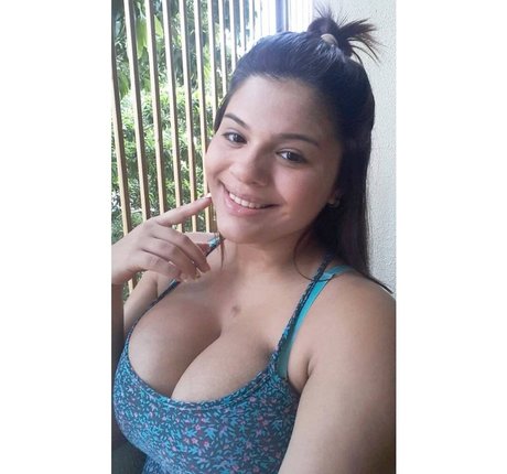 Maria Paola Nacktbilder von OnlyFans geleakt