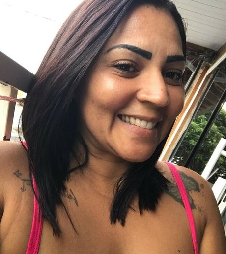 Syl crys NurlyFans-Brüste