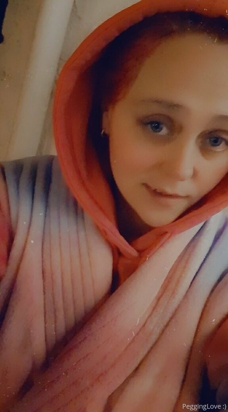 pegginglove OnlyFans-Bilder