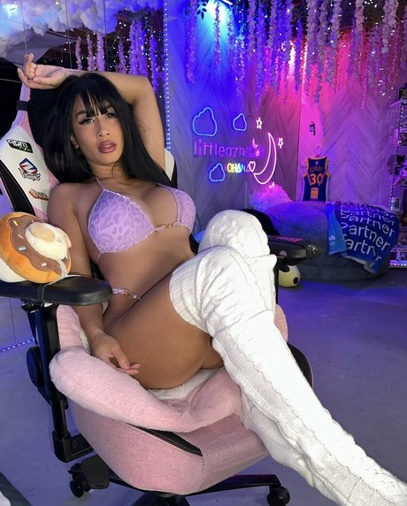 LittleAznChat Neue geleakte OnlyFans-Inhalte