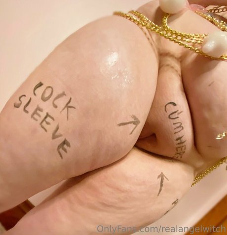 realangelwitch Leaked OnlyFans Nacktbilder