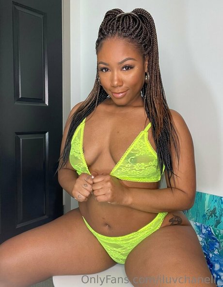 iluvchanell_ Leaked OnlyFans Bilder