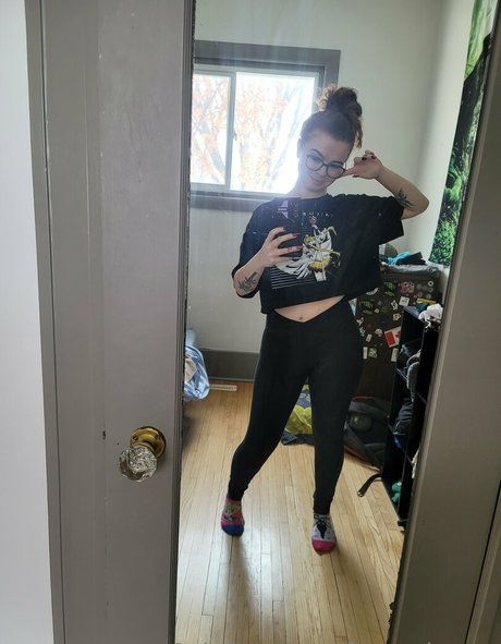 freeartieeros OnlyFans Nacktbilder geleakt