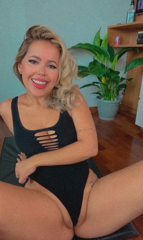 Talita Marin OnlyFans geleakte Brüste