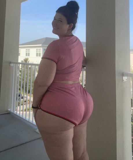 Crystal McBootay Nackt auf OnlyFans