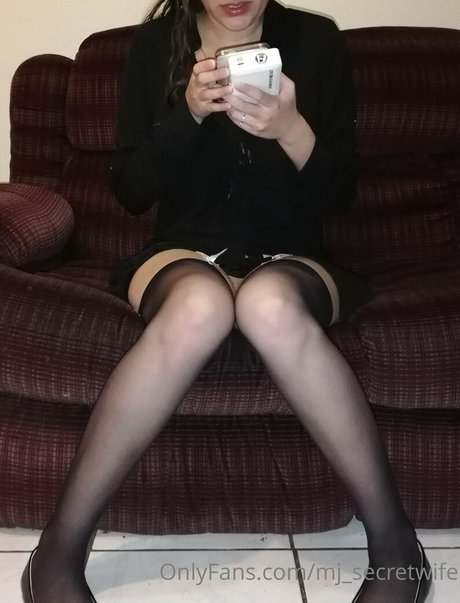 mj secretwife OnlyFans-Leak