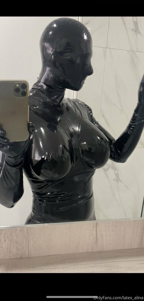 latex alina Brüste OnlyFans
