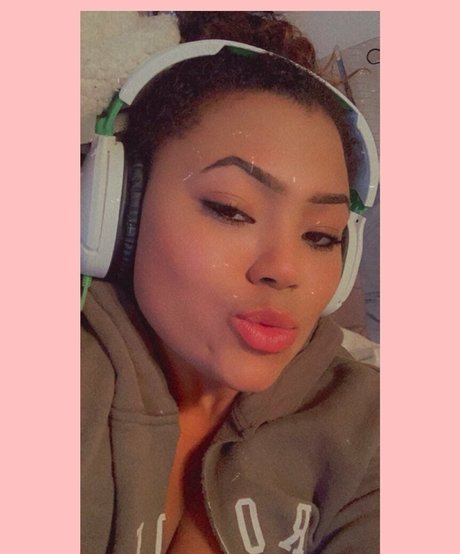 thisahappyhouse OnlyFans Nackt Leak