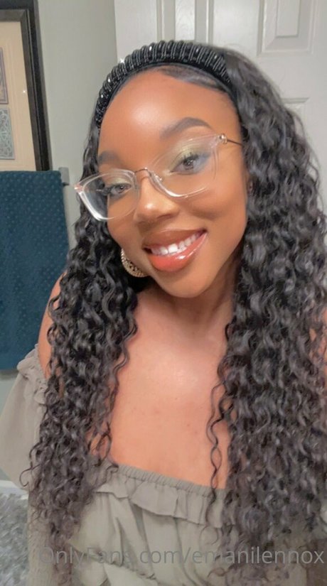 emanilennox OnlyFans Bilder