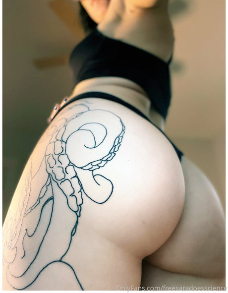 freesaradoesscience OnlyFans Gratis Porn
