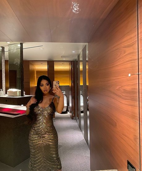 Sakura Nakamura Nacktbilder von OnlyFans geleakt