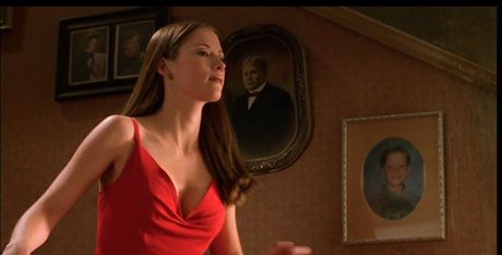 Chyler Leigh OnlyFans Striptease
