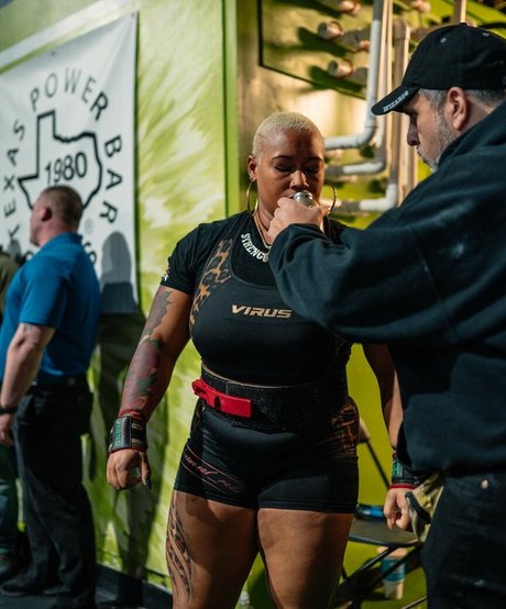 Queen R Leaks OnlyFans