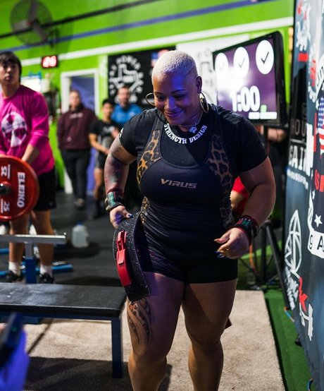 Queen R Gratis OnlyFans Inhalte