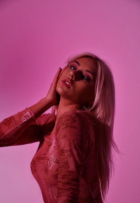 sugarandriana OnlyFans-Leaks