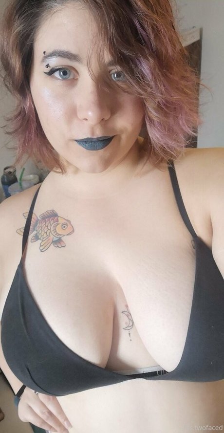 mrandmrstwofaced OnlyFans Bilder nackt