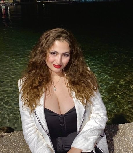 Lili M OnlyFans Bilder