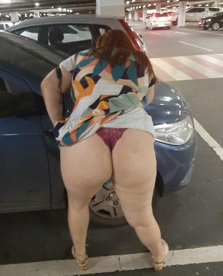 Hester Coroa Nackt auf OnlyFans