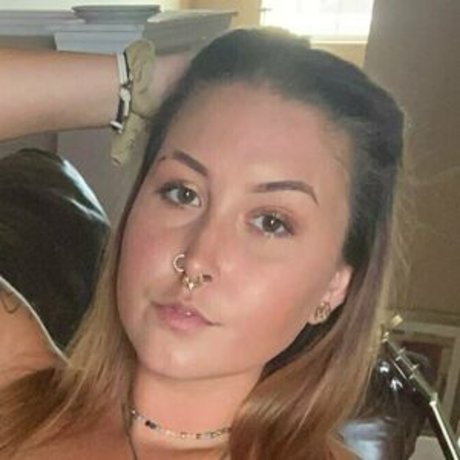 ScarlettJade214 Gratis OnlyFans Inhalte