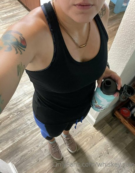 whiskey sole OnlyFans Nacktbilder