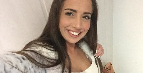 lara lee Nacktbilder auf OnlyFans