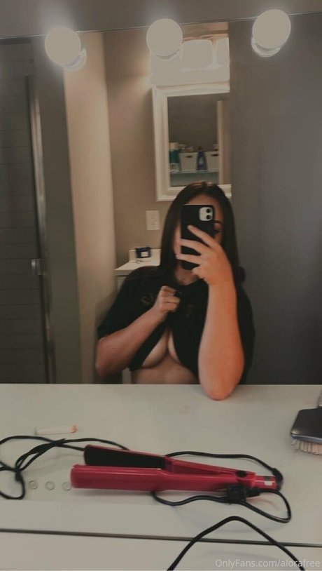 alorafree Nackt auf OnlyFans