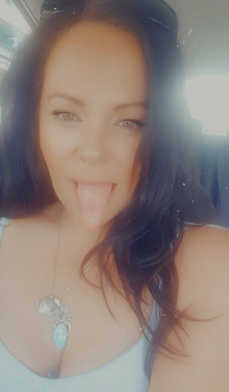 davens Nacktpornos von OnlyFans geleakt