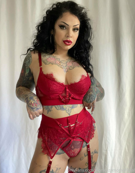 monicazamoraofficial OnlyFans-Rezensionen