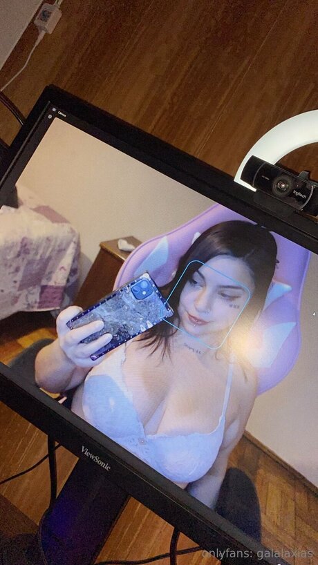 Galalaxias OnlyFans Leak