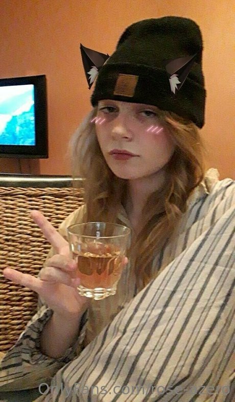 rose azero Leak von OnlyFans-Inhalten