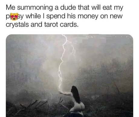 witchyrovan NurlyFans-Pornos