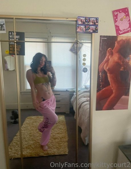 Kittycourty Füße OnlyFans