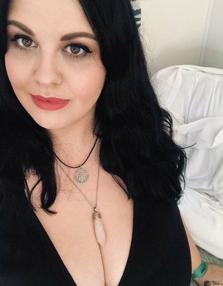 arana90 Neue geleakte OnlyFans-Inhalte