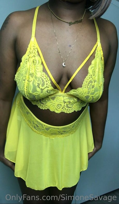 simonesavage OnlyFans Pornografie