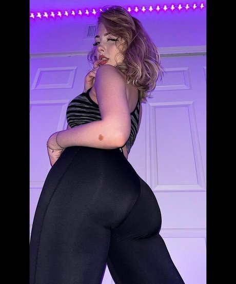 Emilyrozecollinz OnlyFans-Seite