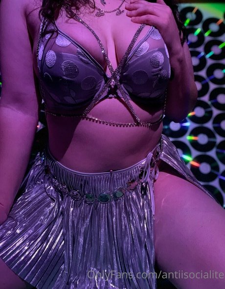 antiisocialite OnlyFans-Inhalte