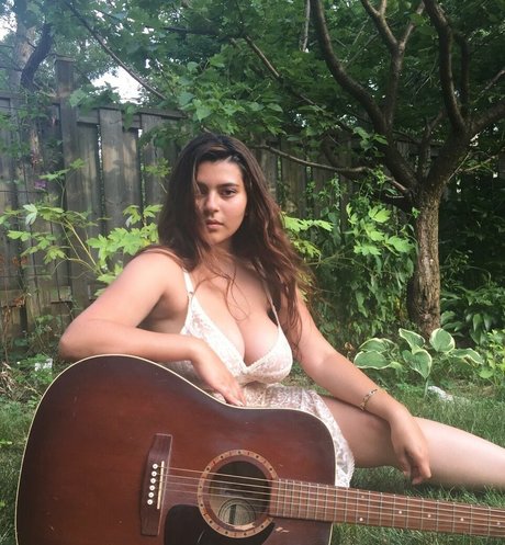 Nada C OnlyFans-Post