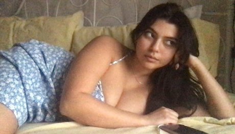 teen fake titten onlyfans heißer Sex Selfie