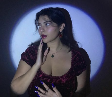 Nada C OnlyFans Leak