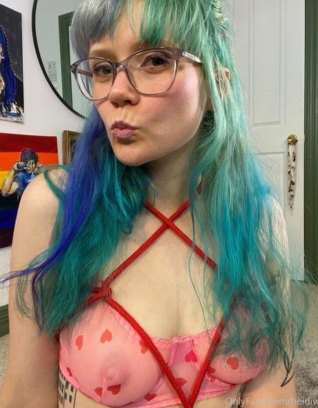 Heidiv Neues OnlyFans