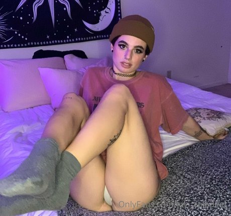 luci celadine_ OnlyFans-Inhalte